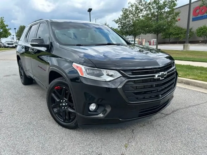 2020 Chevrolet Traverse Premier photo 1