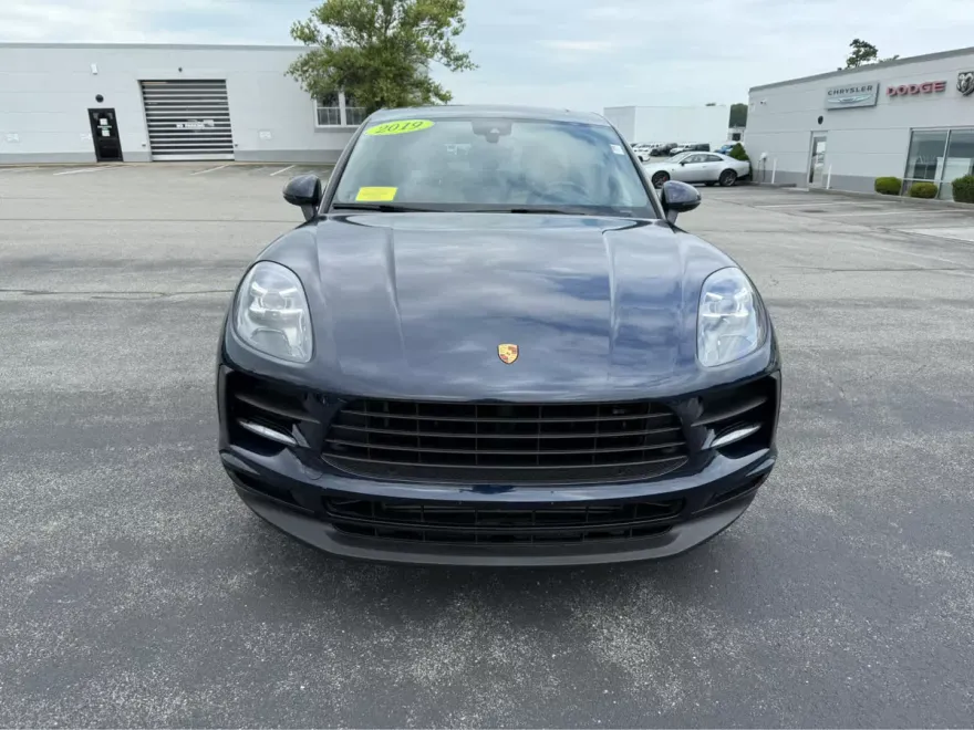2019 Porsche Macan photo 1
