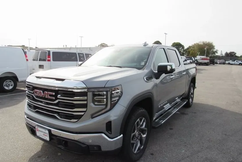2026 Gmc Sierra 1500 SLT photo 1