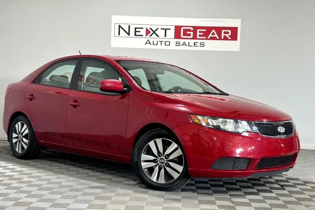 2013 Kia Forte EX photo 1