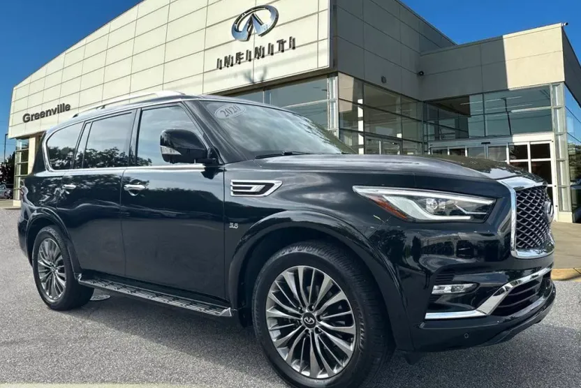2020 Infiniti QX80 Luxe photo 1