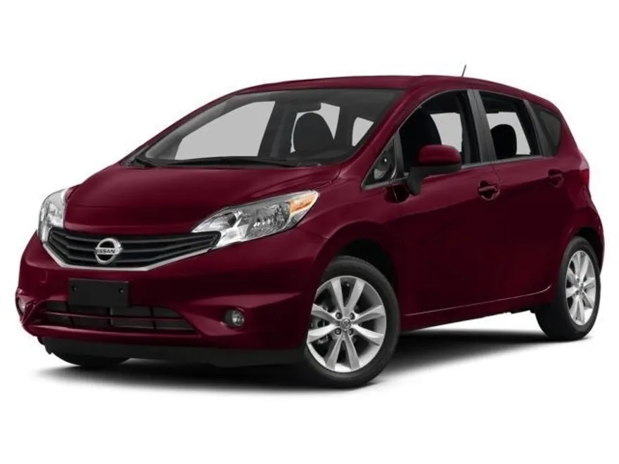 2016 Nissan Versa Note SV photo 1