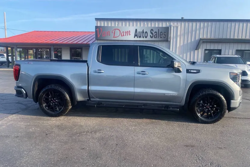 2025 Gmc Sierra Elevation photo 1