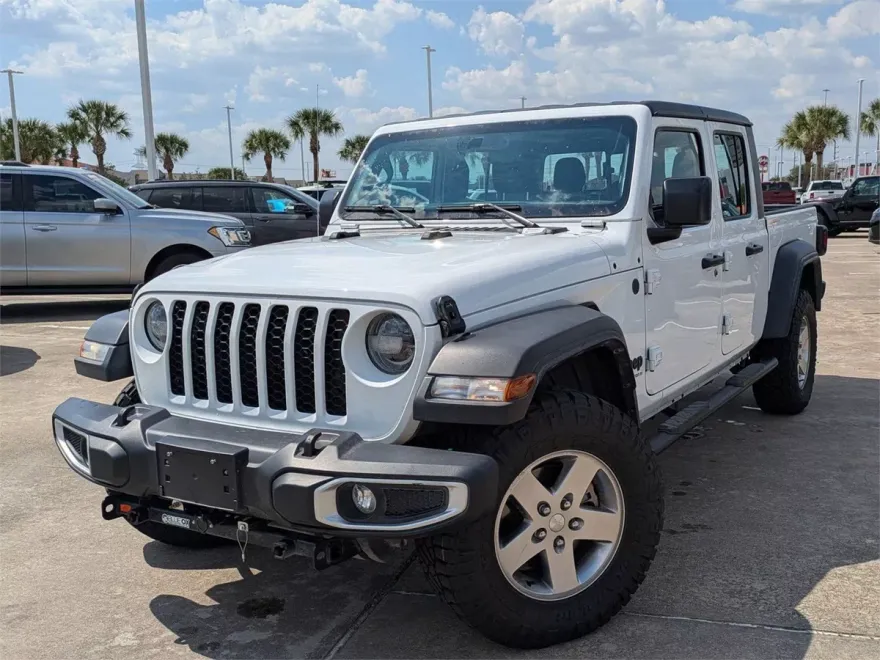 2023 Jeep Gladiator Sport photo 1