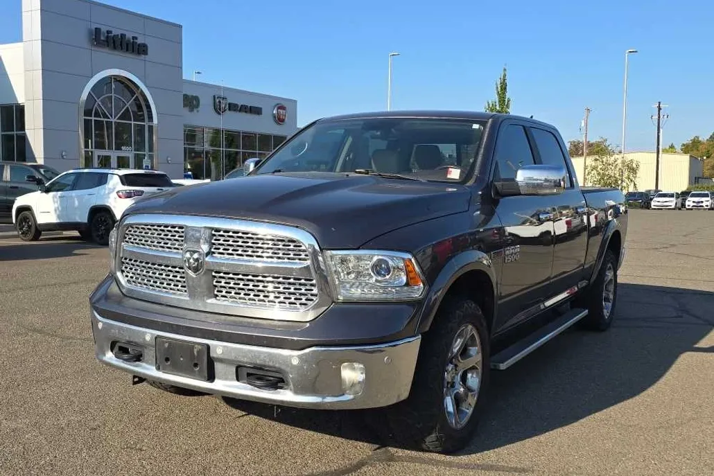 2017 Ram 1500 Laramie photo 1