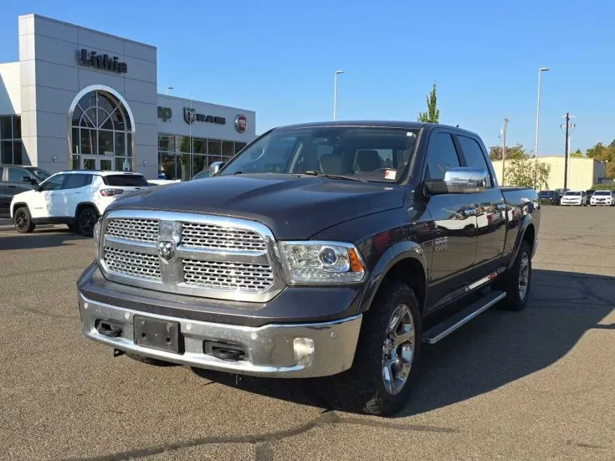 2017 Ram 1500 Laramie photo 1