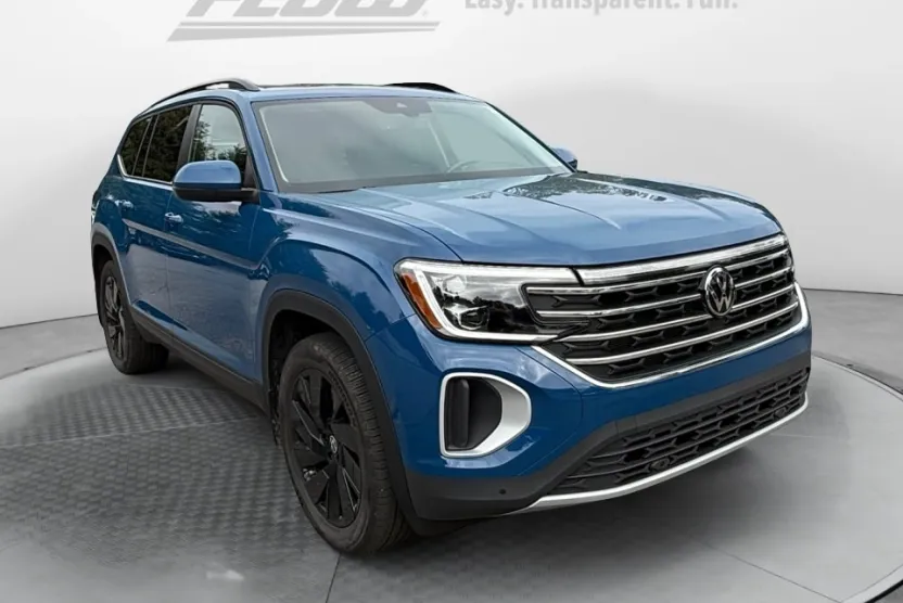2025 Volkswagen Atlas SE Technology photo 1