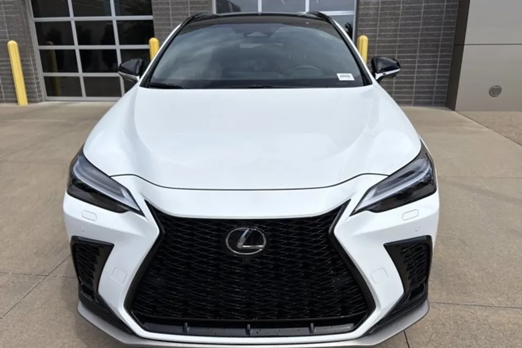 2026 Lexus NX 350 F SPORT Handling AWD photo 1