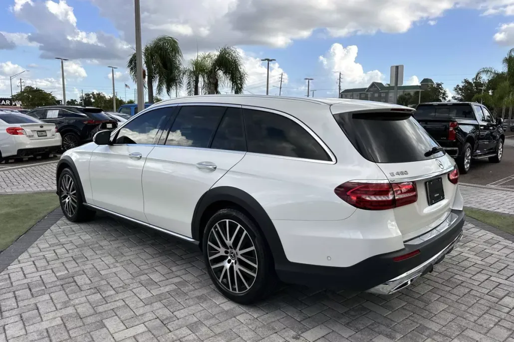 2022 Mercedes Benz E 450 4MATIC All-Terrain photo 1
