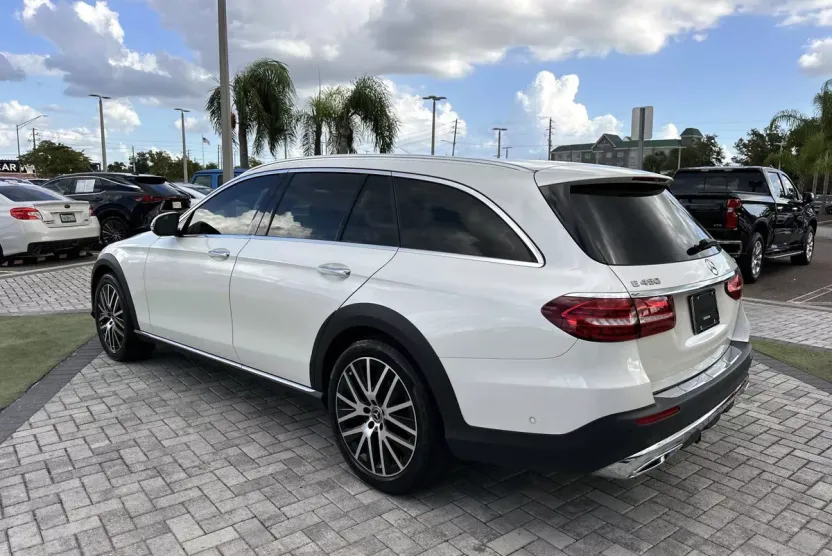 2022 Mercedes Benz E 450 4MATIC All-Terrain photo 1