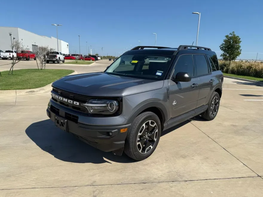 2023 Ford Bronco Sport Outer Banks photo 1