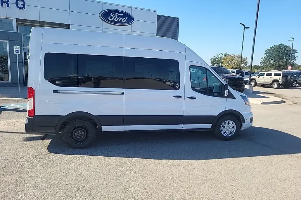 2025 Ford Transit photo 1