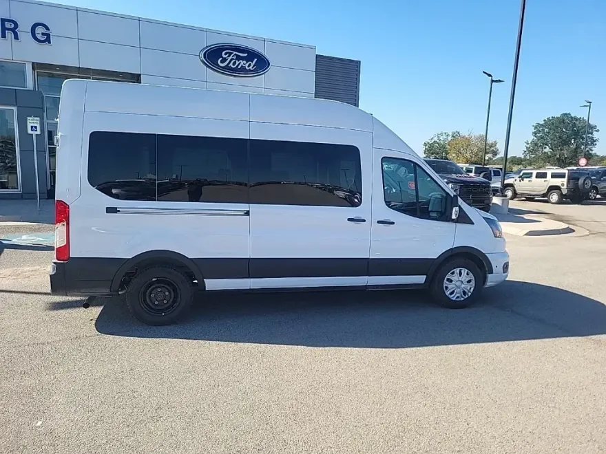 2025 Ford Transit photo 1
