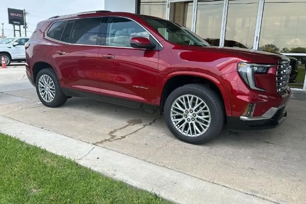 2026 Gmc Acadia Denali photo 1
