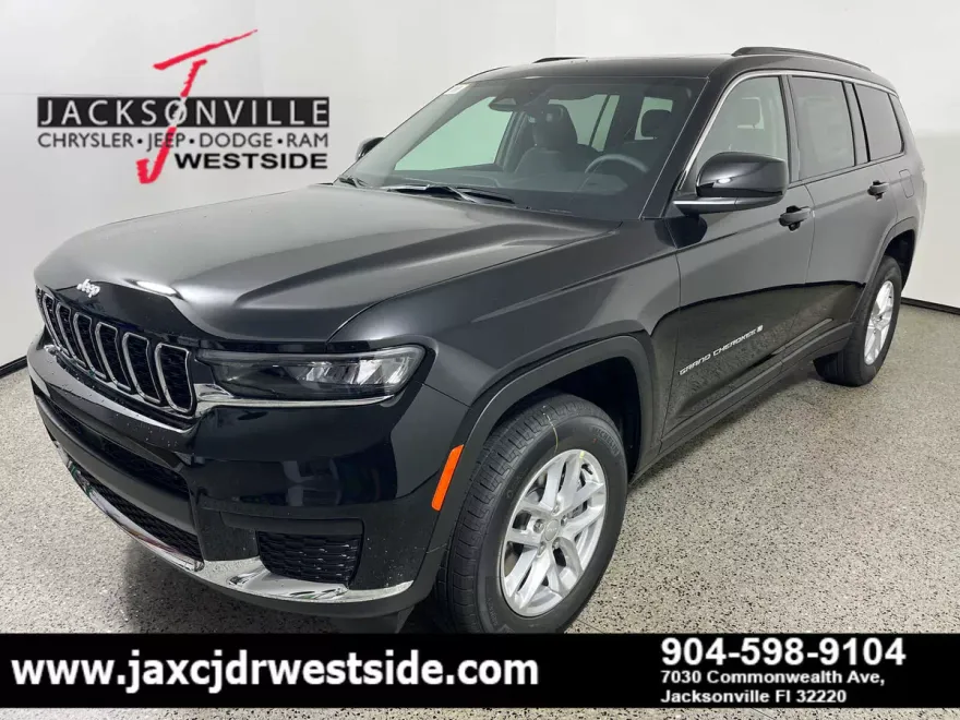 2025 Jeep Grand Cherokee Laredo X photo 1