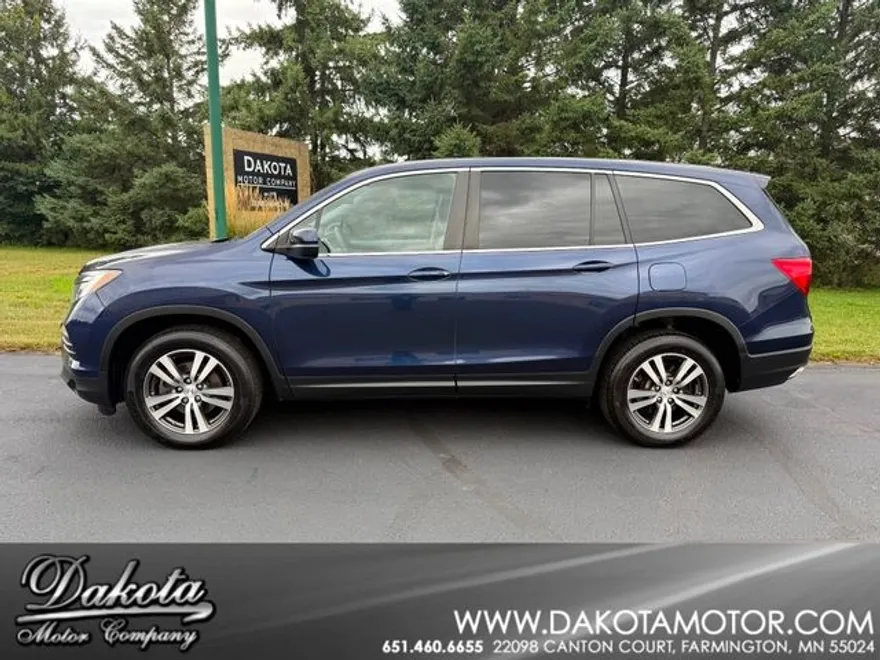 2016 Honda Pilot EX photo 1