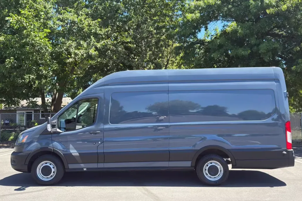2021 Ford Transit Cargo Van photo 1