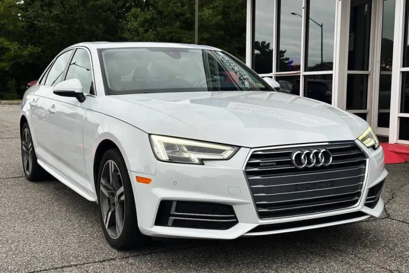 2018 Audi A4 2.0T Quattro Premium Plus photo 1