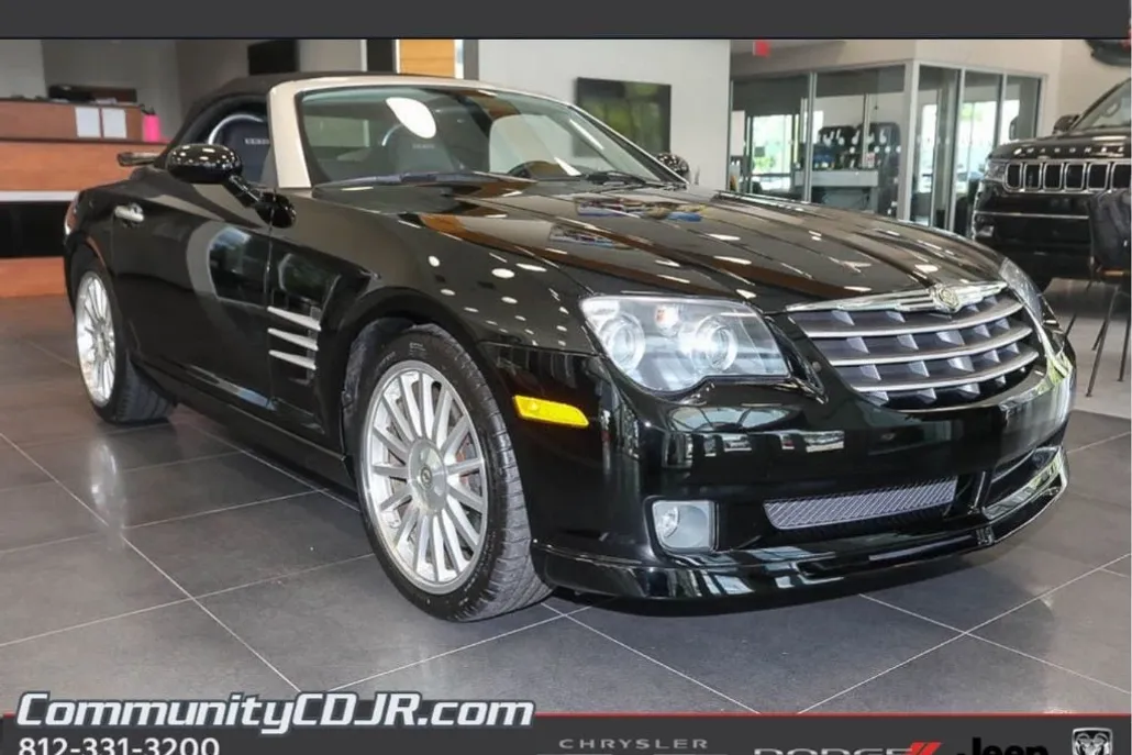 2005 Chrysler Crossfire SRT-6 photo 1
