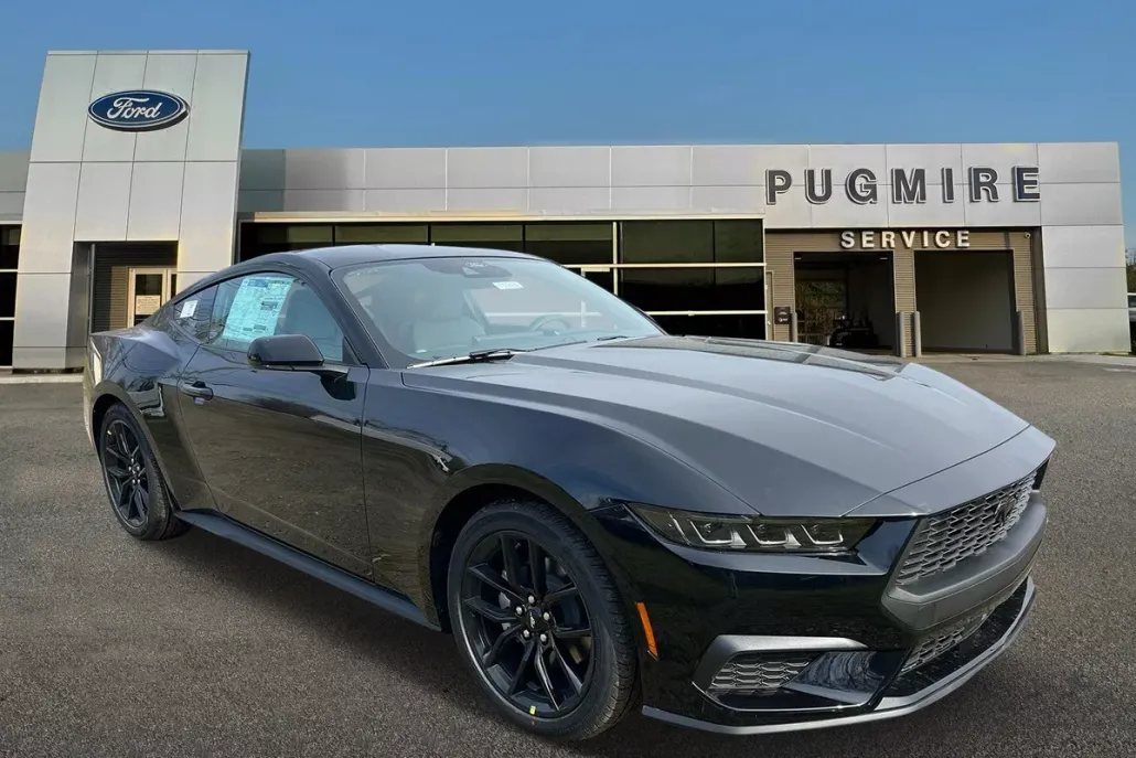 2025 Ford Mustang EcoBoost photo 1