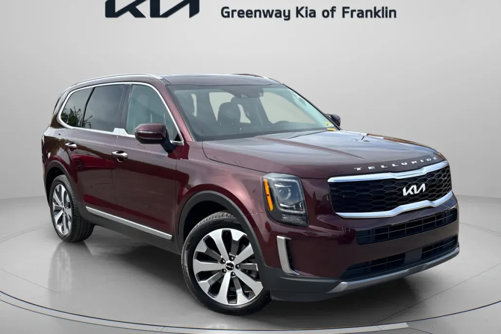 2022 Kia Telluride S photo 1