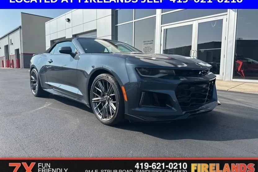 2023 Chevrolet Camaro ZL1 photo 1