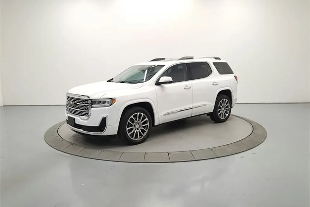 2023 Gmc Acadia Denali photo 1