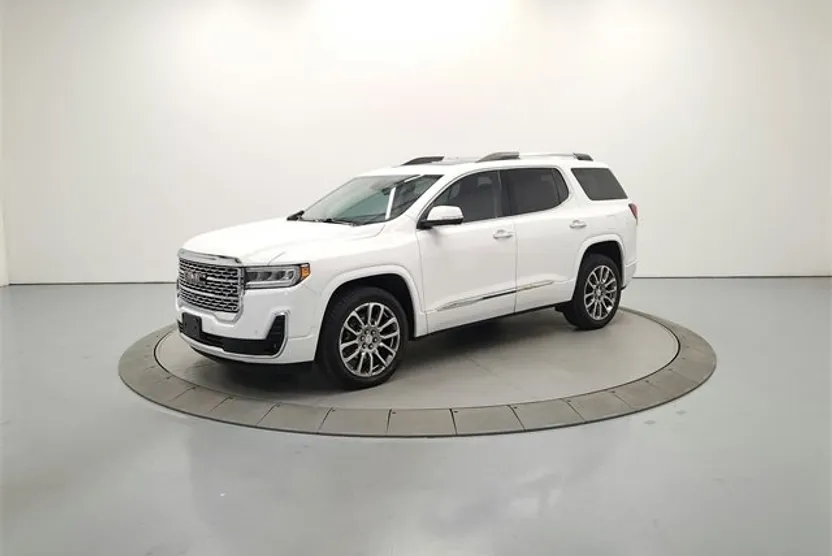 2023 Gmc Acadia Denali photo 1