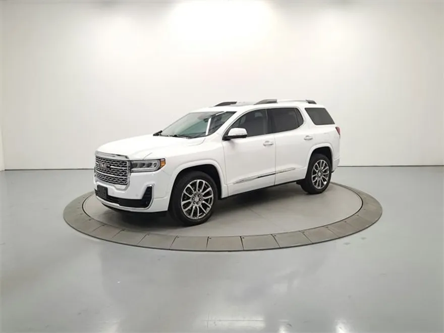 2023 Gmc Acadia Denali photo 1
