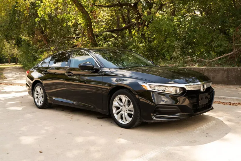 2020 Honda Accord LX photo 1