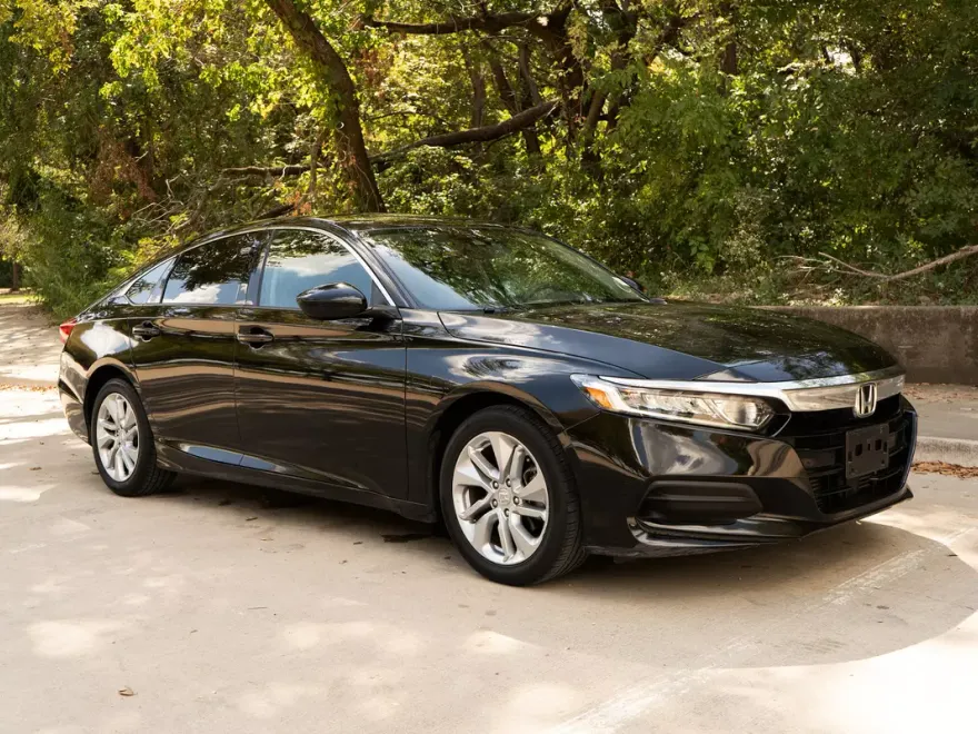 2020 Honda Accord LX photo 1