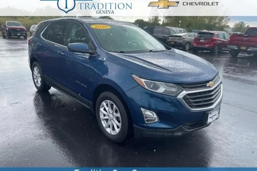2020 Chevrolet Equinox LT photo 1