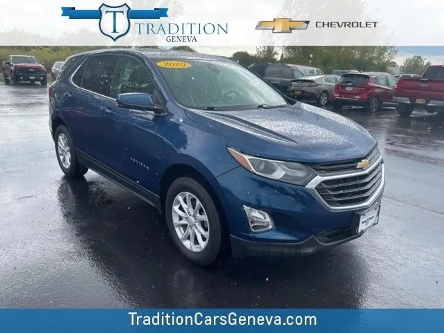 2020 Chevrolet Equinox LT photo 1