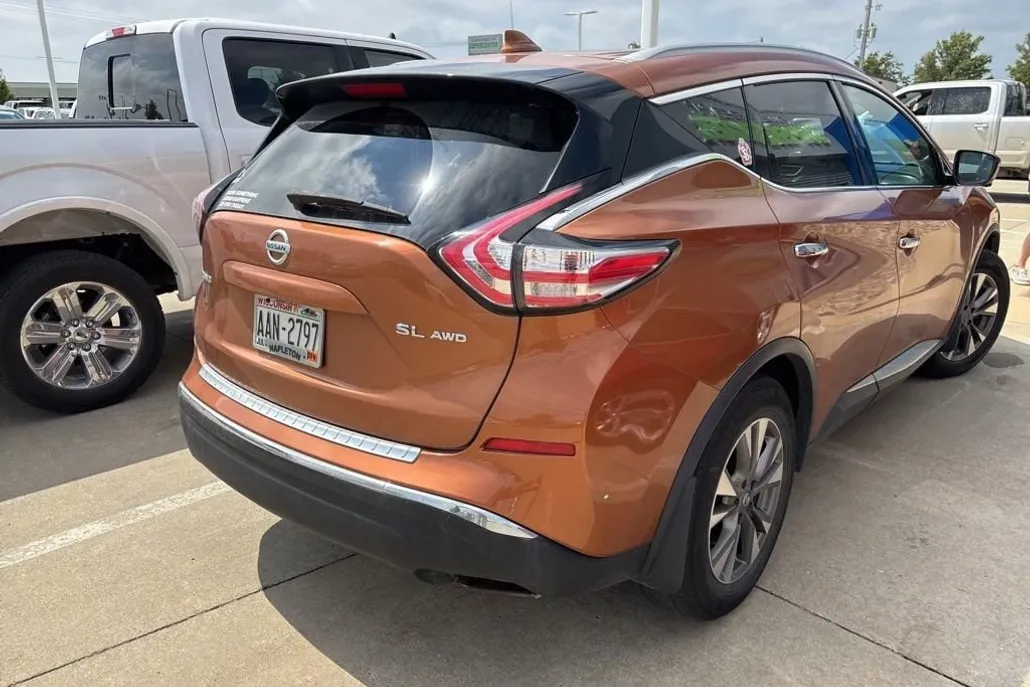 2017 Nissan Murano SL photo 1