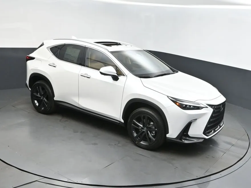 2025 Lexus NX 450h+ Luxury AWD photo 1
