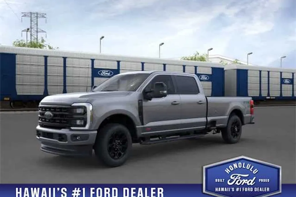 2024 Ford F-350 Lariat photo 1