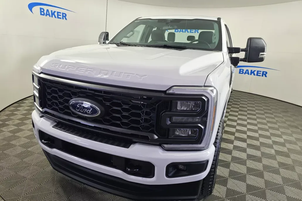 2025 Ford F-350 XL photo 1
