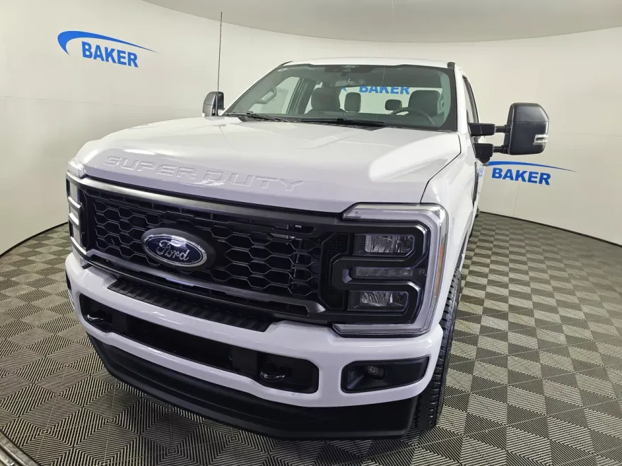 2025 Ford F-350 XL photo 1