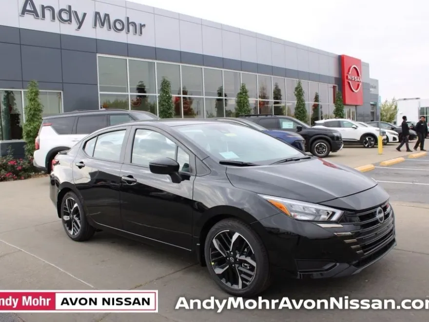 2025 Nissan Versa 1.6 SR photo 1