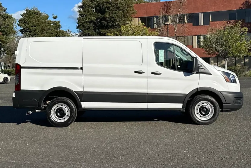 2025 Ford Transit Cargo Van photo 1
