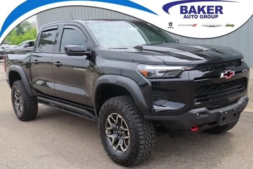 2024 Chevrolet Colorado ZR2 photo 1
