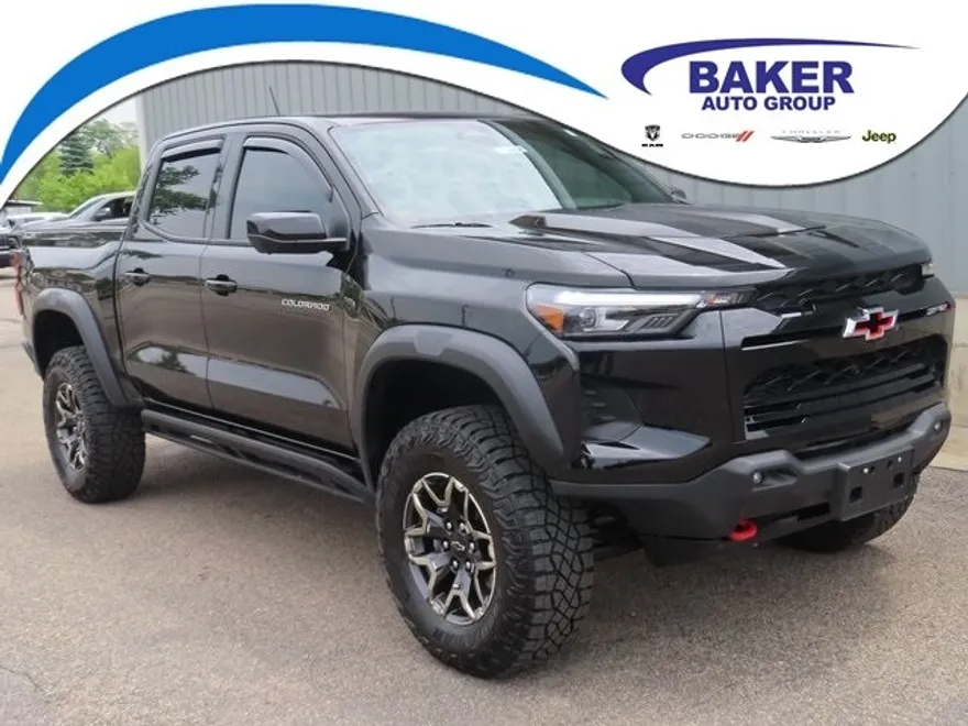 2024 Chevrolet Colorado ZR2 photo 1