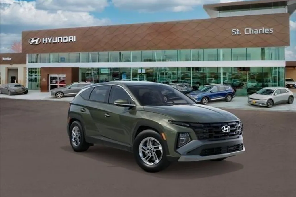 2026 Hyundai Tucson SE photo 1