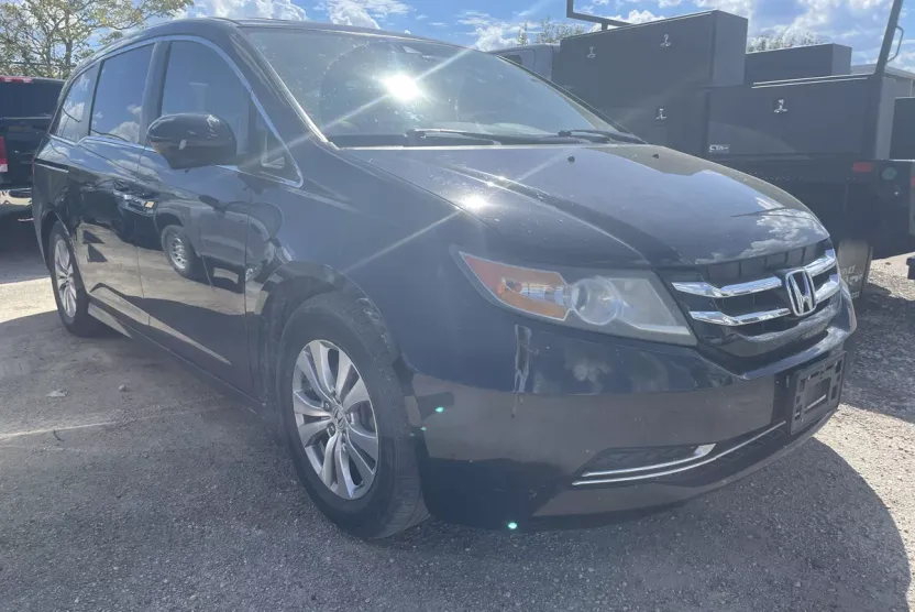 2014 Honda Odyssey EX-L photo 1