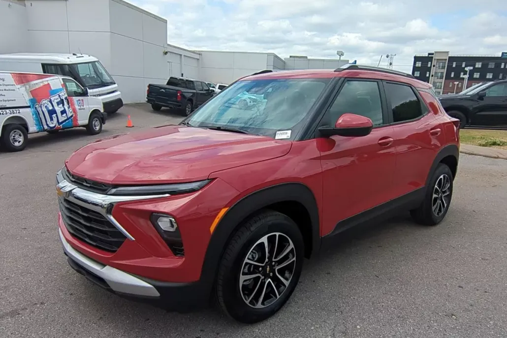 2026 Chevrolet Trailblazer LT photo 1