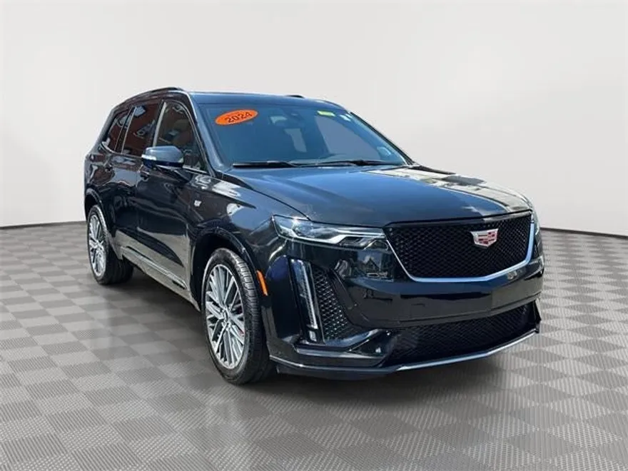 2024 Cadillac XT6 Sport photo 1