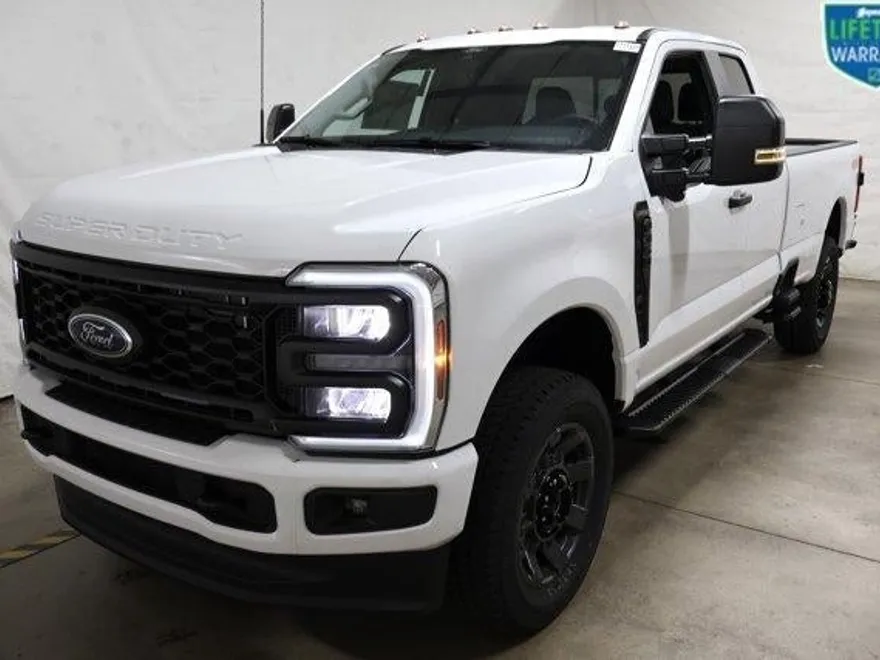 2026 Ford F-350 XL photo 1