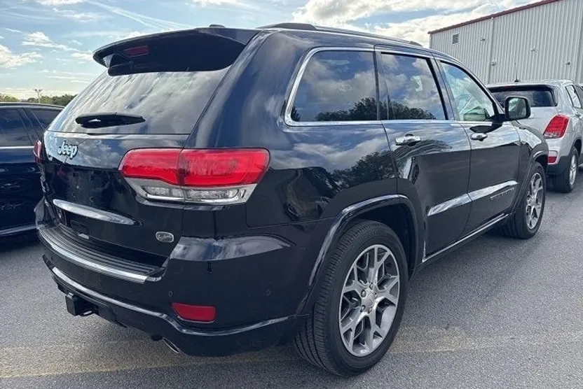 2021 Jeep Grand Cherokee Overland photo 1