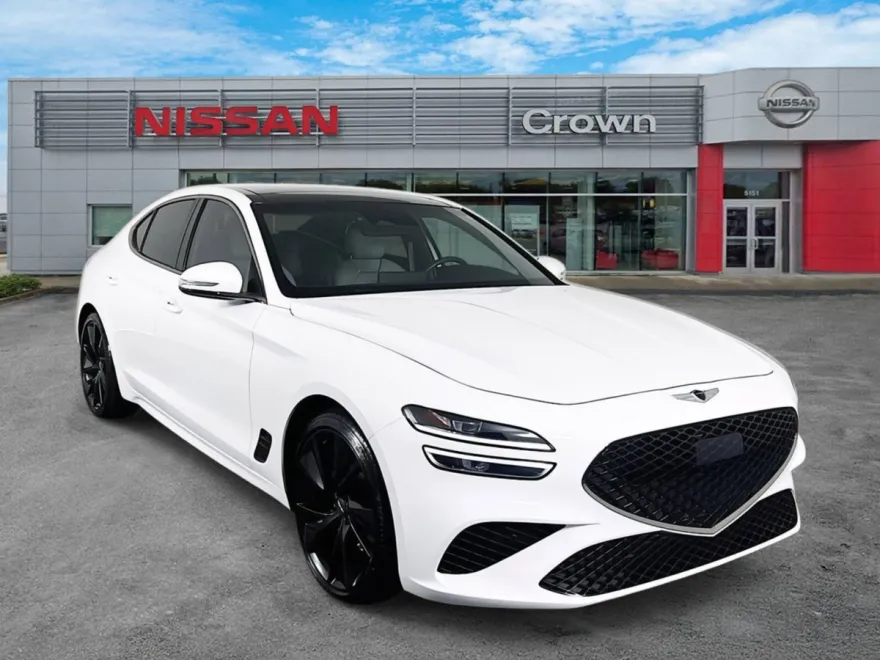 2023 Genesis G70 2.0T photo 1