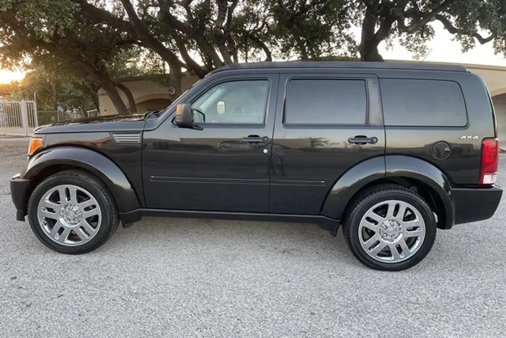 2011 Dodge Nitro Heat photo 1